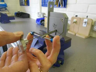 Logan Locksmith Shop Lowell, MA 978-294-9148 - key-broke-in-lock